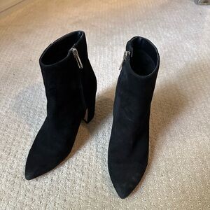 Sam Edelman size 6 suede boots